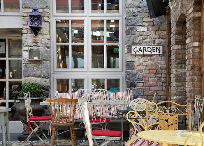 Dinn Rí Hotel