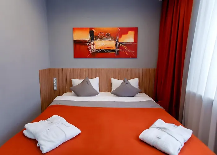 Mildom Premium Hotel