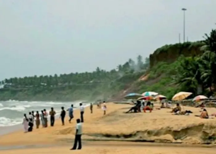 Anandan Tourist Home