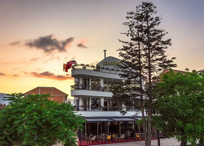 Seasons Hotel