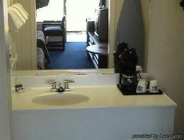 Budget Inn Express Bristol