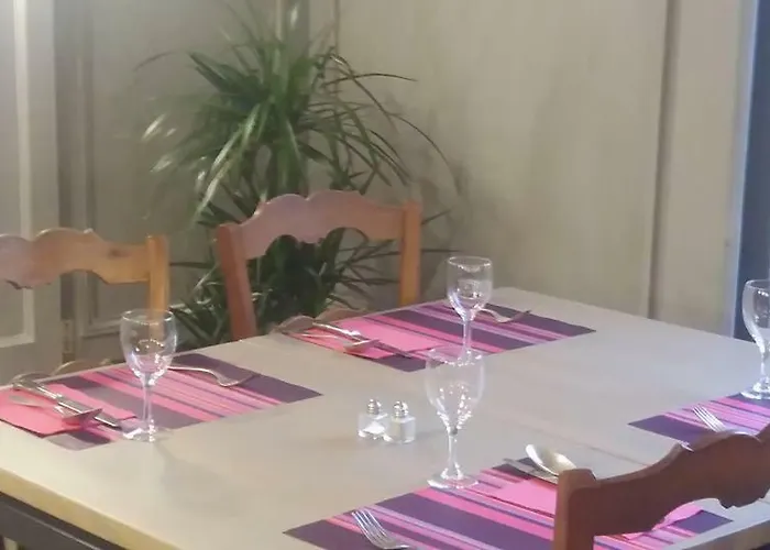 Hotel Restaurant Du Pont D'Abense