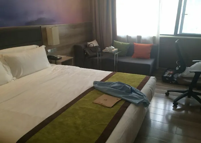 Atour Hotel