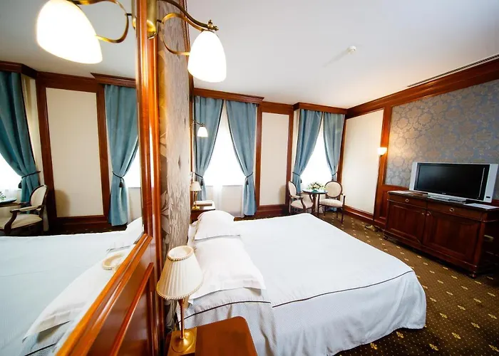 Hotel Select