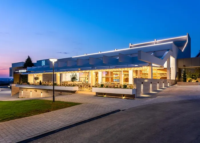 Hotel Nais