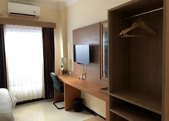 Lcr Hotel