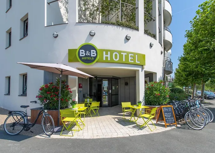 B&B HOTEL La Rochelle Centre 3 étoiles