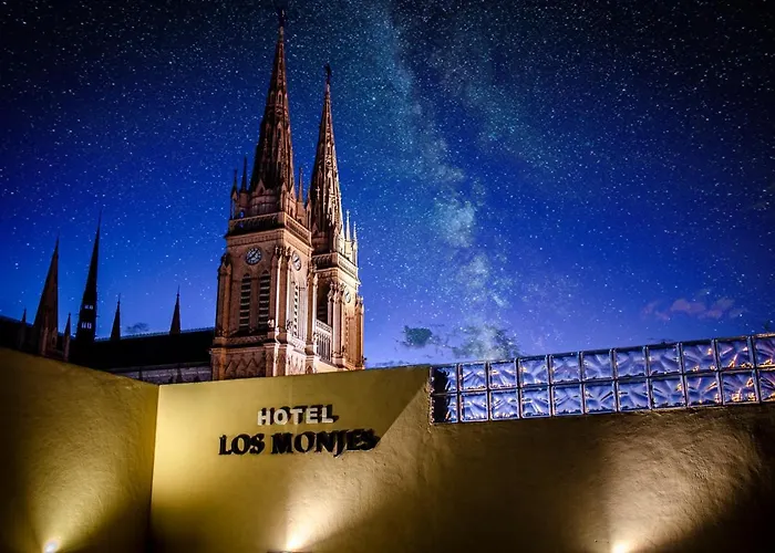 Los Monjes Hotel