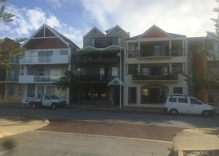 Breakwater Short Stay